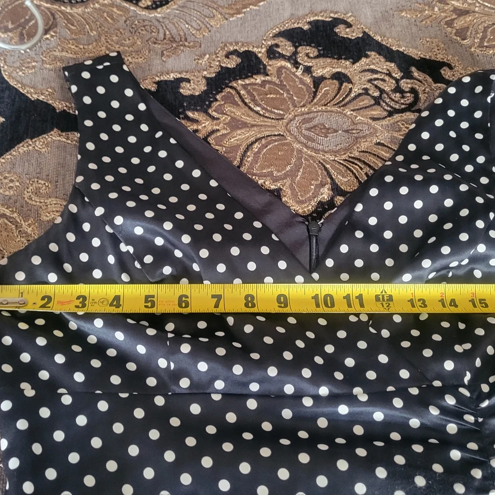 Donna Ricco polka dot Navy dress. Fabulous condition